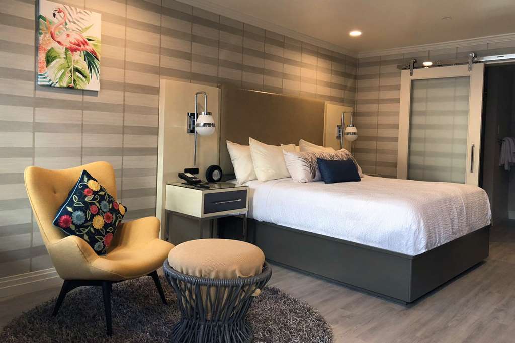 Bluestem Angeles, Ascend Collection Torrance